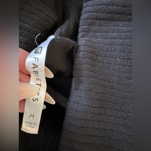 FABLETICS PSYLLOS SWEATER Black Size M - Picture 7 of 7